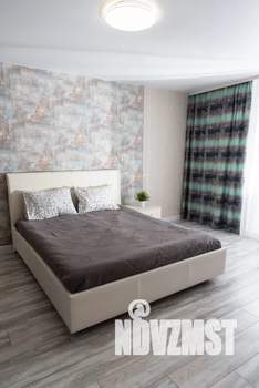 1-к квартира, посуточно, 38м2, 3/16 этаж