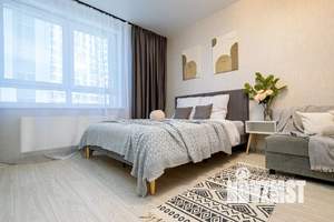 Студия квартира, посуточно, 33м2, 1/17 этаж