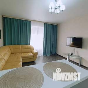 1-к квартира, посуточно, 50м2, 7/25 этаж