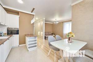 1-к квартира, посуточно, 60м2, 1/1 этаж