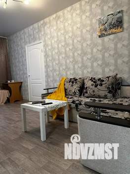 2-к квартира, посуточно, 40м2, 2/3 этаж