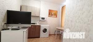 Студия квартира, посуточно, 24м2, 1/25 этаж