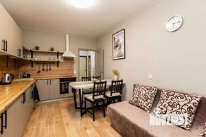 1-к квартира, посуточно, 43м2, 21/25 этаж