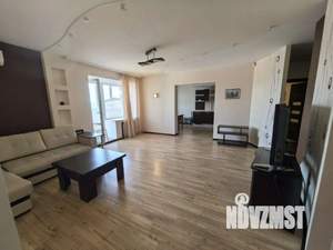 3-к квартира, посуточно, 90м2, 1/1 этаж