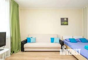 1-к квартира, посуточно, 38м2, 6/9 этаж