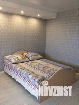 1-к квартира, посуточно, 49м2, 1/1 этаж