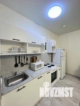 2-к квартира, посуточно, 46м2, 1/1 этаж