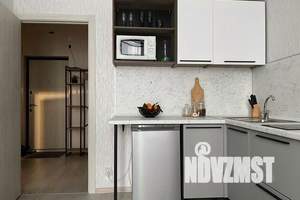 1-к квартира, посуточно, 45м2, 1/17 этаж