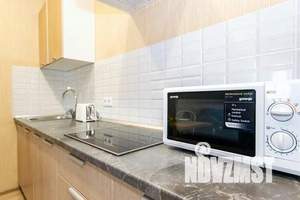 1-к квартира, посуточно, 42м2, 2/25 этаж
