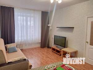 1-к квартира, посуточно, 42м2, 1/1 этаж