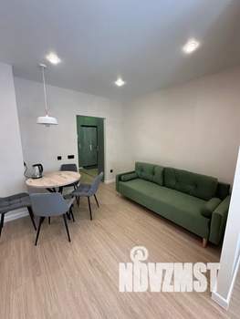 Студия квартира, посуточно, 39м2, 3/6 этаж