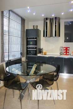 2-к квартира, посуточно, 65м2, 1/1 этаж