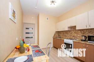 1-к квартира, посуточно, 40м2, 21/25 этаж