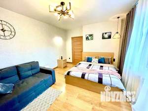 1-к квартира, посуточно, 38м2, 5/8 этаж