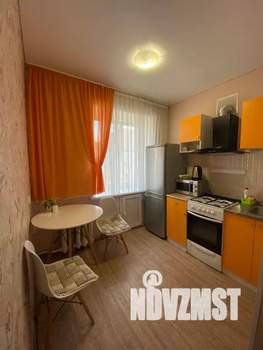 1-к квартира, посуточно, 35м2, 5/5 этаж