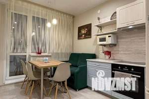 1-к квартира, посуточно, 40м2, 4/16 этаж
