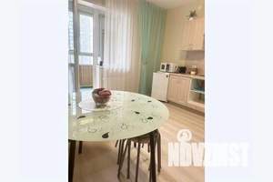 1-к квартира, посуточно, 50м2, 11/25 этаж