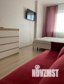 1-к квартира, посуточно, 53м2, 1/1 этаж