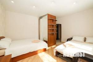 1-к квартира, посуточно, 42м2, 1/9 этаж