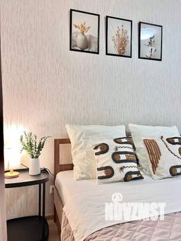 Студия квартира, посуточно, 48м2, 18/25 этаж