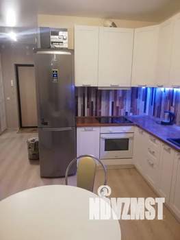 1-к квартира, посуточно, 42м2, 21/25 этаж