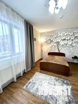 1-к квартира, посуточно, 42м2, 3/20 этаж