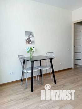 1-к квартира, посуточно, 38м2, 23/26 этаж