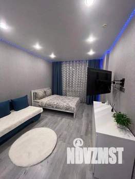 1-к квартира, посуточно, 50м2, 1/1 этаж