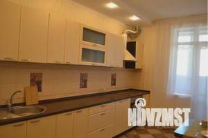 1-к квартира, посуточно, 45м2, 4/25 этаж