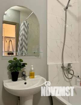 Студия квартира, посуточно, 28м2, 5/25 этаж