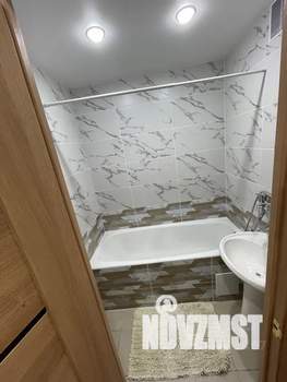 1-к квартира, посуточно, 42м2, 3/10 этаж