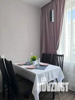 2-к квартира, посуточно, 58м2, 7/25 этаж