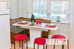 2-к квартира, посуточно, 44м2, 10/25 этаж