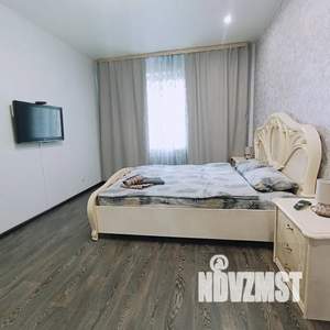 1-к квартира, посуточно, 50м2, 7/25 этаж