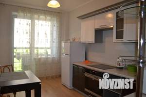 1-к квартира, посуточно, 48м2, 5/20 этаж