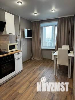 1-к квартира, посуточно, 42м2, 9/12 этаж