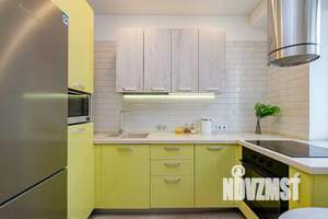 2-к квартира, посуточно, 49м2, 1/1 этаж