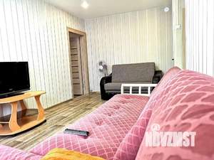 2-к квартира, посуточно, 45м2, 1/1 этаж