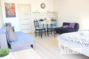 Студия квартира, посуточно, 33м2, 20/20 этаж