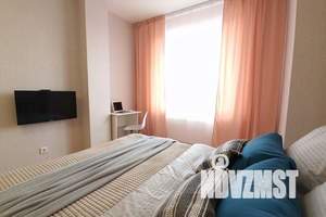 1-к квартира, посуточно, 39м2, 13/25 этаж