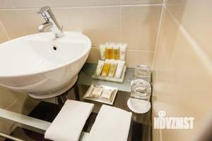 2-к квартира, посуточно, 50м2, 1/1 этаж