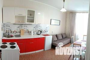 1-к квартира, посуточно, 45м2, 4/25 этаж