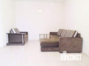 2-к квартира, посуточно, 65м2, 1/1 этаж