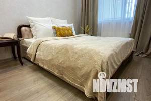 1-к квартира, посуточно, 40м2, 16/22 этаж