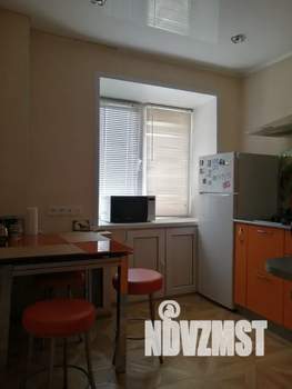 1-к квартира, посуточно, 32м2, 4/5 этаж