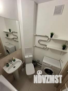 Студия квартира, посуточно, 25м2, 22/25 этаж