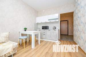 2-к квартира, посуточно, 47м2, 7/22 этаж