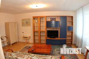 1-к квартира, посуточно, 50м2, 1/1 этаж