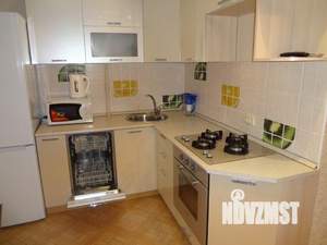 1-к квартира, посуточно, 70м2, 1/1 этаж