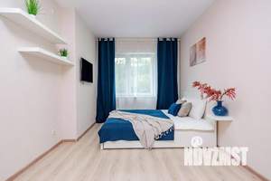 1-к квартира, посуточно, 42м2, 1/1 этаж